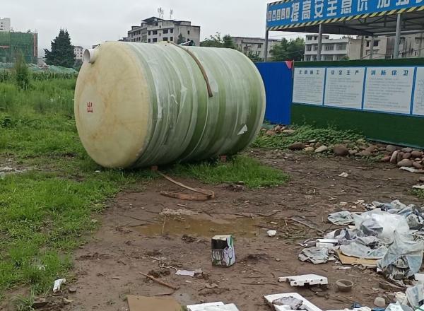 丽江遂宁船山区10立方玻璃钢化粪池项目